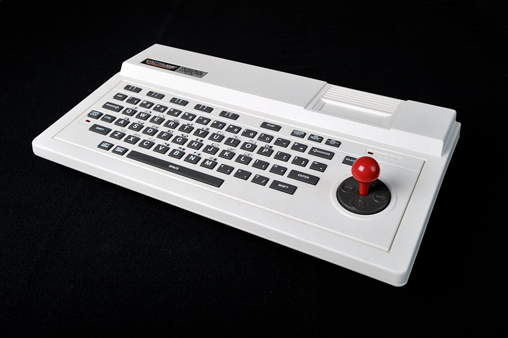 Spectravideo SV318