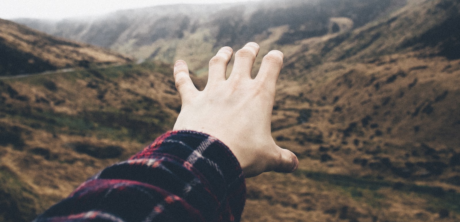 Reach-Hand